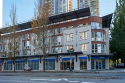 PH5-1163 The High Street Coquitlam, BC V3B 7W2