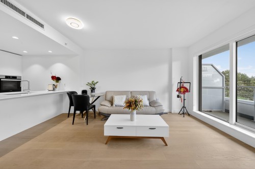 611-5788 Gilbert Road  Richmond, BC V7C 0G1