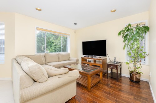 122 43Rd Avenue W, Vancouver, BC 