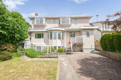122 43Rd Avenue W, Vancouver, BC 