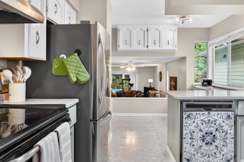 22146 Isaac Crescent, Maple Ridge, BC 