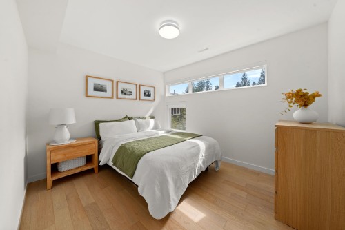2025 Mackay Avenue, North Vancouver, BC 