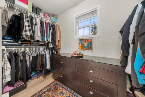 1263 16Th Street W, North Vancouver, BC 