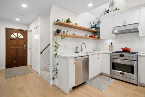 2421 Trafalgar Street, Vancouver, BC 