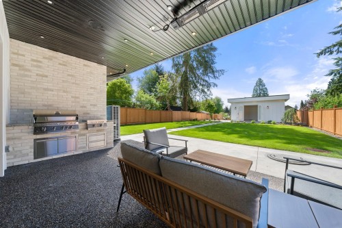 1511 Burrill Avenue, North Vancouver, BC 