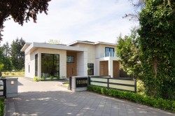 10100 Granville Avenue  Richmond, BC V6Y 1R4