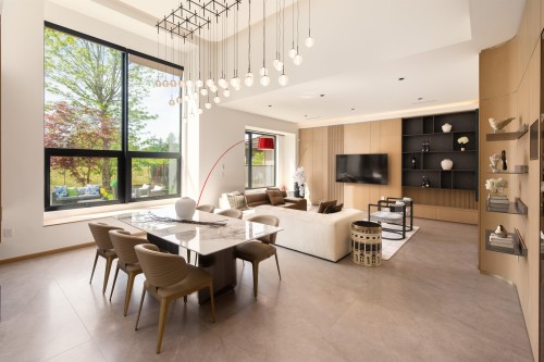 10100 Granville Avenue, Richmond, BC 