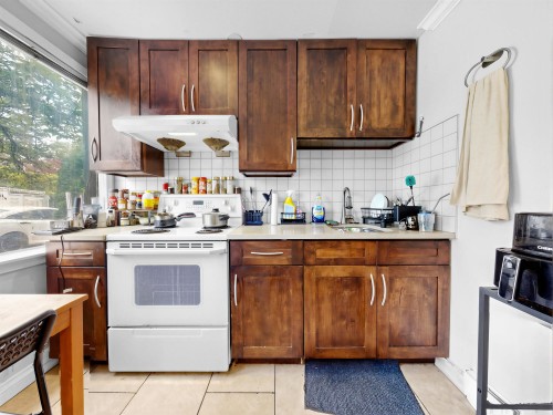 3628 Dunbar Street, Vancouver, BC 