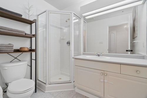 413-2968 Burlington Drive, Coquitlam, BC 