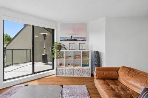 413-2968 Burlington Drive, Coquitlam, BC 