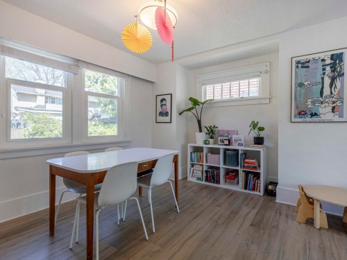 2325 8Th Avenue W, Vancouver, BC 