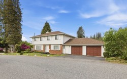 1227 12th Street  West Vancouver, BC V7T 2N6