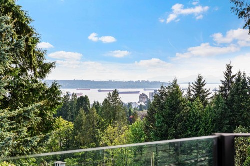 1240 Nepal Crescent, West Vancouver, BC 