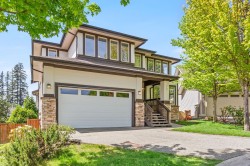 75 Maple Drive  Port Moody, BC V3H 0A7