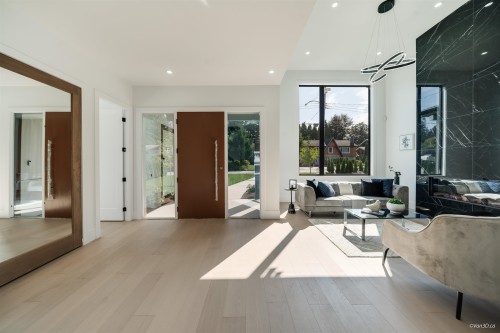 817 Cornell Avenue, Coquitlam, BC 