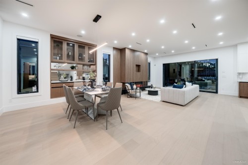 817 Cornell Avenue, Coquitlam, BC 