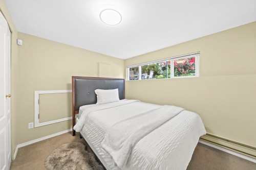 4792 Cedarcrest Avenue, North Vancouver, BC 