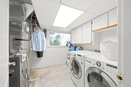 4792 Cedarcrest Avenue, North Vancouver, BC 
