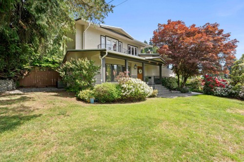 4792 Cedarcrest Avenue, North Vancouver, BC 