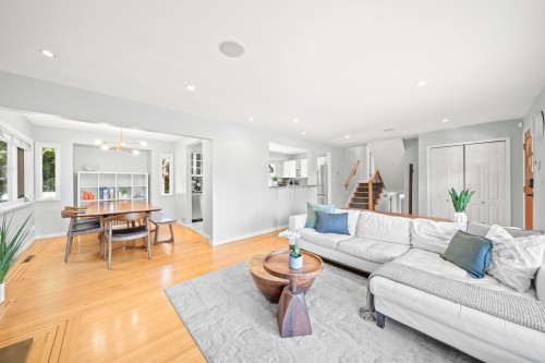 4792 Cedarcrest Avenue, North Vancouver, BC 