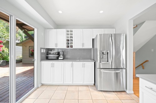 4792 Cedarcrest Avenue, North Vancouver, BC 