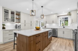 12409 233a Street Maple Ridge, BC V2X 0N1