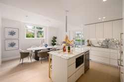 202-3668 10th Avenue W Vancouver, BC V6R 2G3