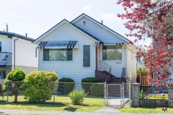 2812 18th Avenue E Vancouver, BC V5M 2R2