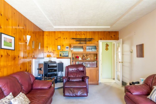 2812 18Th Avenue E, Vancouver, BC 