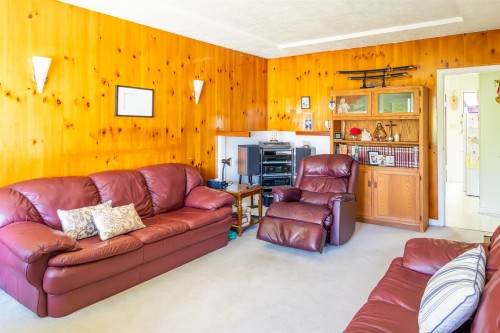 2812 18Th Avenue E, Vancouver, BC 