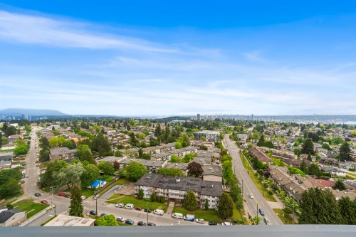 2006-7388 Kingsway, Burnaby, BC 
