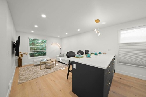 1620 Mclean Drive, Vancouver, BC 