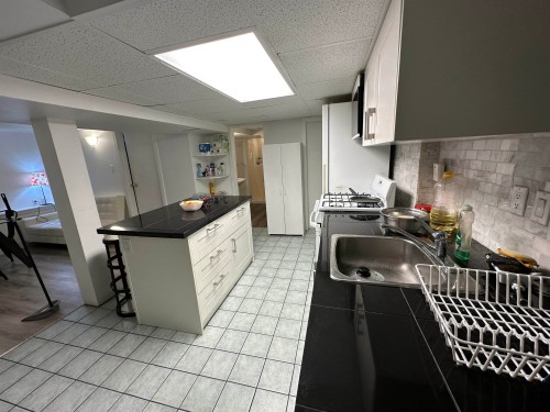 1620 Mclean Drive, Vancouver, BC 