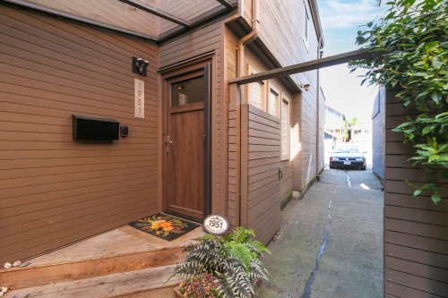 1951 Creelman Avenue, Vancouver, BC 