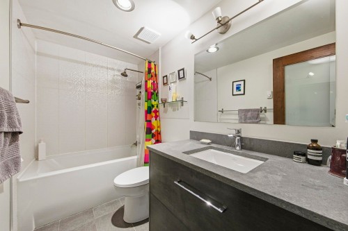1951 Creelman Avenue, Vancouver, BC 