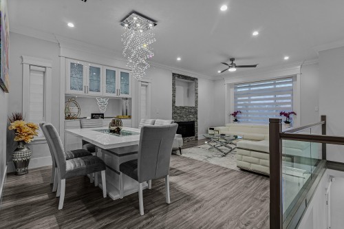 8175 10Th Avenue, Burnaby, BC 