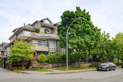 205-3150 Vincent Street  Port Coquitlam, BC V3B 3T1