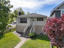 2798 24th Avenue E Vancouver, BC V5R 1E4