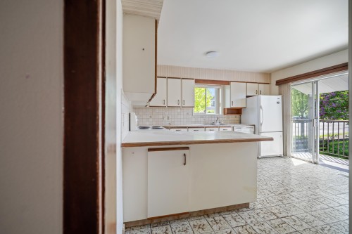 2798 24Th Avenue E, Vancouver, BC 