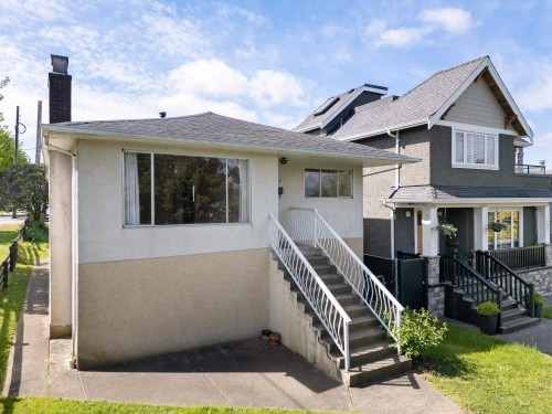 2798 24Th Avenue E, Vancouver, BC 
