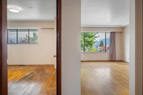 2798 24Th Avenue E, Vancouver, BC 
