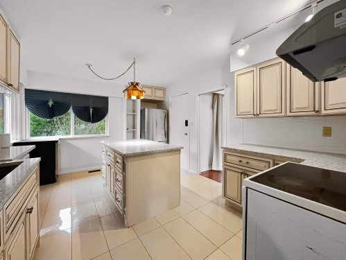5313 10 Avenue, Delta, BC 