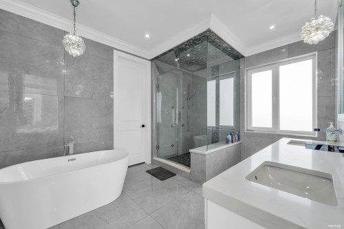 8580 Camden Crescent, Richmond, BC 