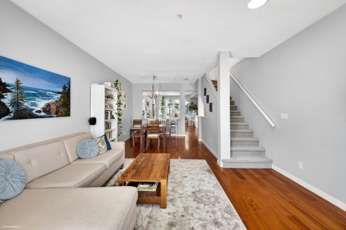 8527 Aquitania Place, Vancouver, BC 