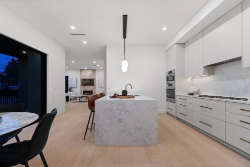 1605 21St Avenue E, Vancouver, BC 