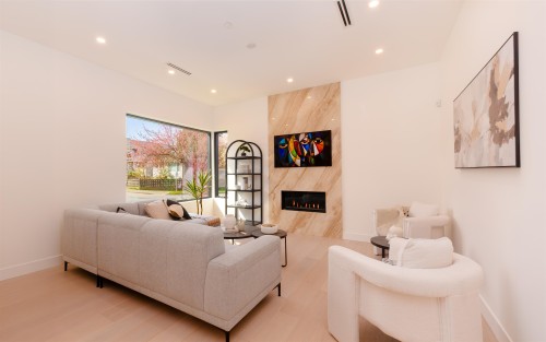 1605 21St Avenue E, Vancouver, BC 