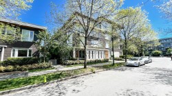 208-4080 Yukon Street Vancouver, BC V5Y 0L4