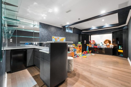 6030 Elgin Avenue, Burnaby, BC 