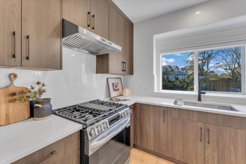 2594 Palisade Crescent, Port Coquitlam, BC 