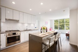 1307-3487 Binning Road Vancouver, BC V6S 0A5